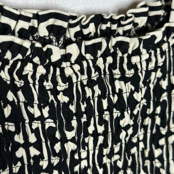 Monteau Linen Blend Smocked Puff Sleeve Crop Top Black Cream Size Small - Picture 5 of 11